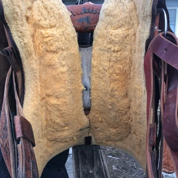Scott Thomas Team Roping Saddle - Picture 8 of 16